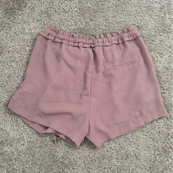 Pink Lulus Shorts - Picture 2 of 2
